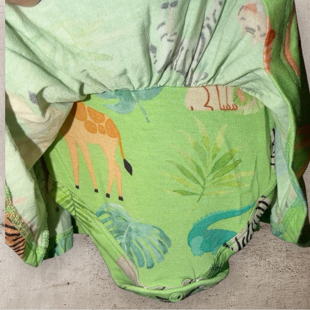 Posh Peanut Bamboo Twirl Skirt Bodysuit | size 3-6 months - Picture 7 of 7